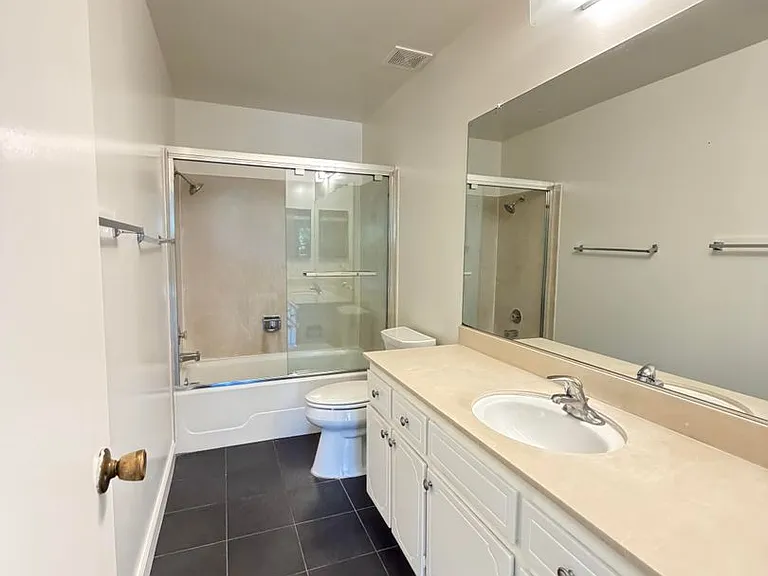 3555 Magnolia Dr — Photo 32