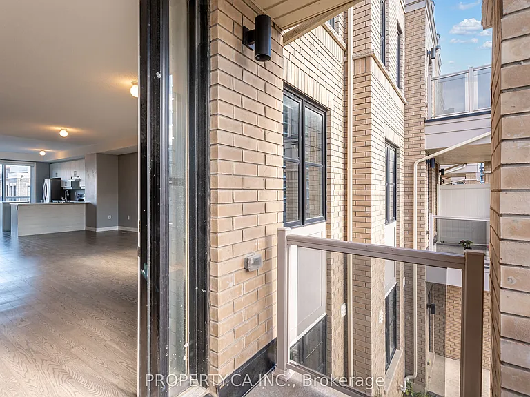 24 Clarington Blvd — Photo 22