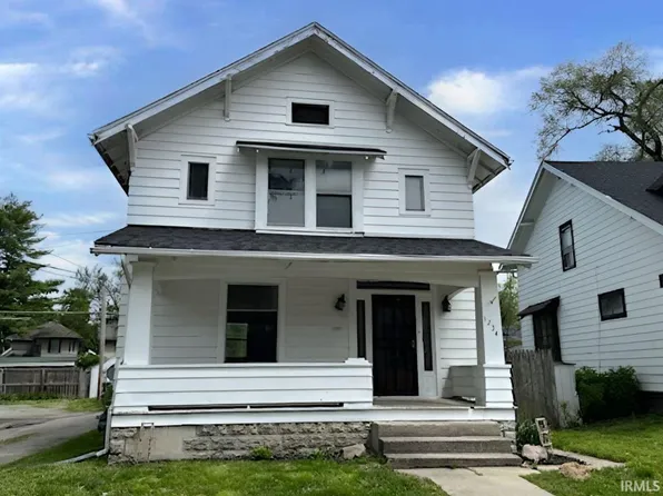 1234 W Wildwood Ave, Fort Wayne, IN 46807