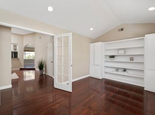 225 Canyon Rd, Thousand Oaks, CA 91320
