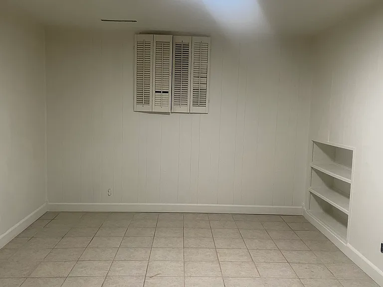 2931 Norwich Ave — Photo 15