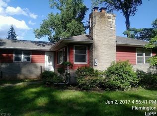 1 Tulip Dr, Flemington, NJ 08822