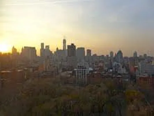 Sold by Level Group | media 10