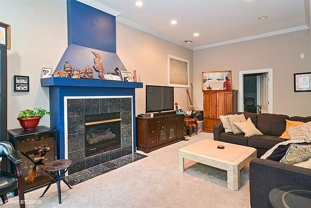 1st image of 3320 N Damen Ave #2