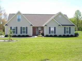 190 Pepperstone Dr, Mocksville, NC 27028