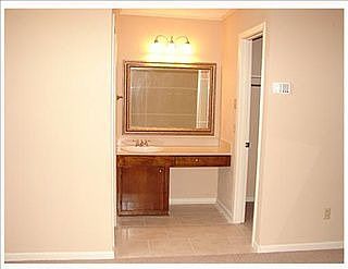5th image of 2500 Ashdown Dr
