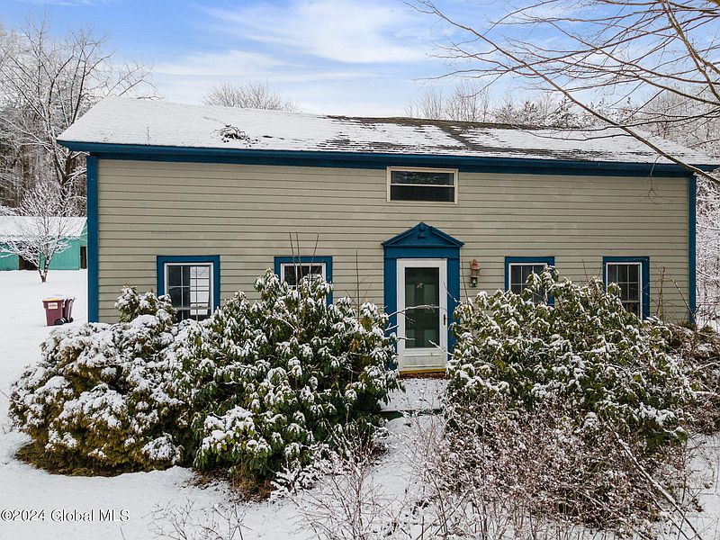 5th image of 363 Gansevoort Road
