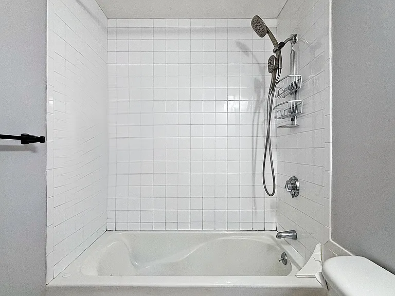 65 Centre St #12 — Photo 11