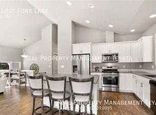 35 Lost Fork Ln, Bellingham, WA 98229