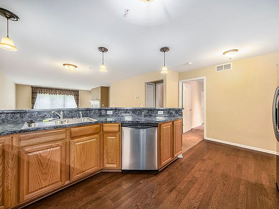 4th image of 42794 Patty Ln