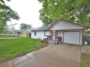 16 Swarens St, Hutchinson, KS 67502