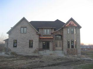 324 Bethany Ct, Naperville, IL 60565