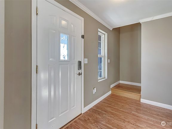 5th image of 17711 Gilbert Avenue SE