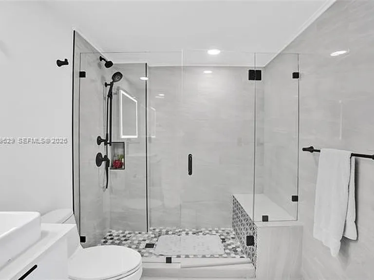 335 S Biscayne Blvd #CU-3807 — Photo 17