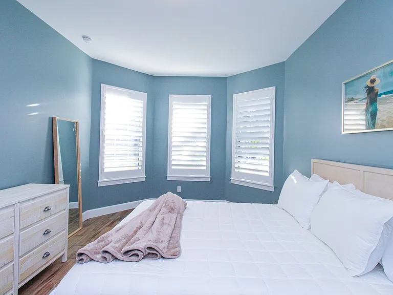 9423 Terresina Dr — Photo 29
