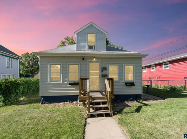 816 W 5th St, Sioux Falls, SD 57104