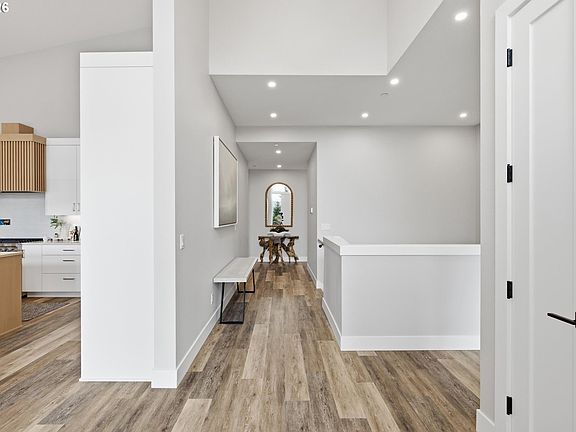 3rd image of 780 Monica Ct