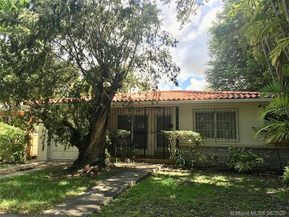 1st image of 921 Milan Ave