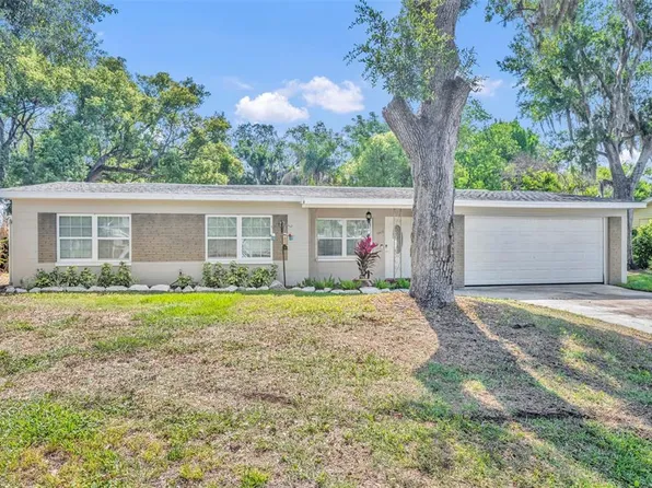 1009 Lake Bell Dr, Winter Park, FL 32789