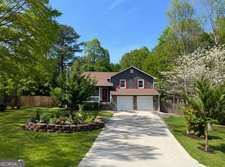 120 Bunny Ln, Fayetteville, GA