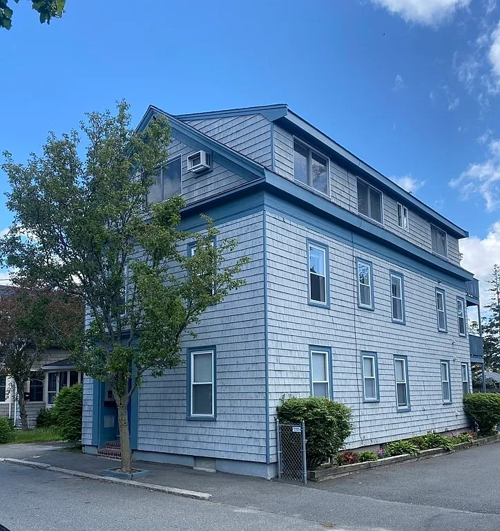 Building Photo - 36 Upham St #2
