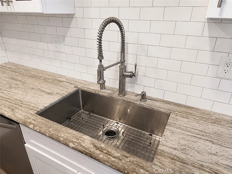 131 S Poplar Ave #26 — Photo 11