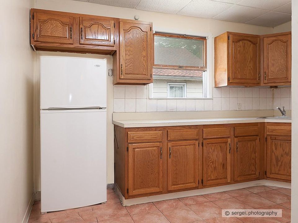 1st image of 8525 164th St