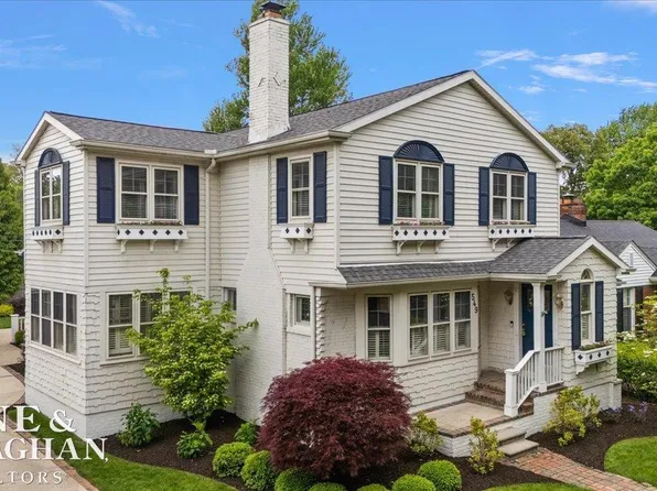 549 Rivard Blvd, Grosse Pointe, MI 48230