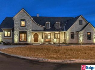 3303 S 228th Avenue Cir, Elkhorn, NE 68022