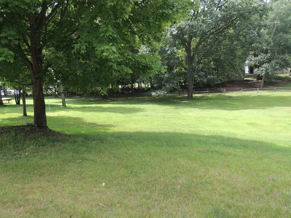 1030 Granada Dr, Weidman, MI 48893