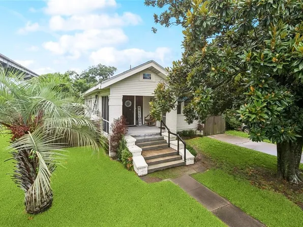 1615 Bodenger Blvd, New Orleans, LA 70114