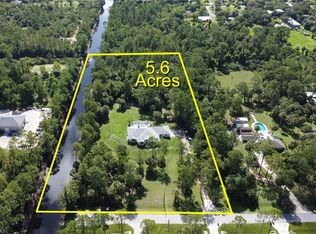 880 2nd St NE, Naples, FL 34120
