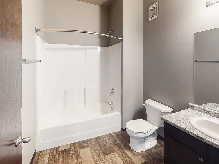 1510 Juneau Pl SE #2 — Photo 9