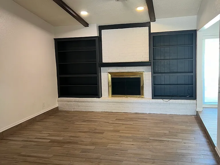 509 S Bouziden Dr — Photo 6
