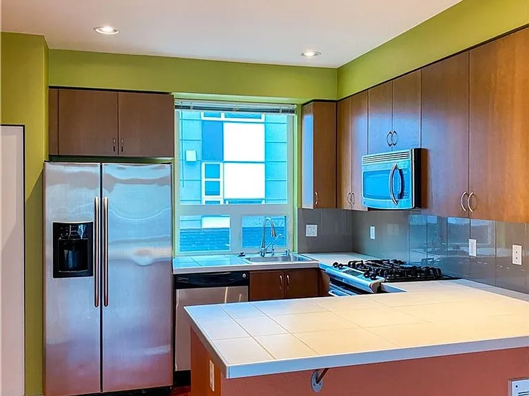 15235 NE 81st Way #103 — Photo 11