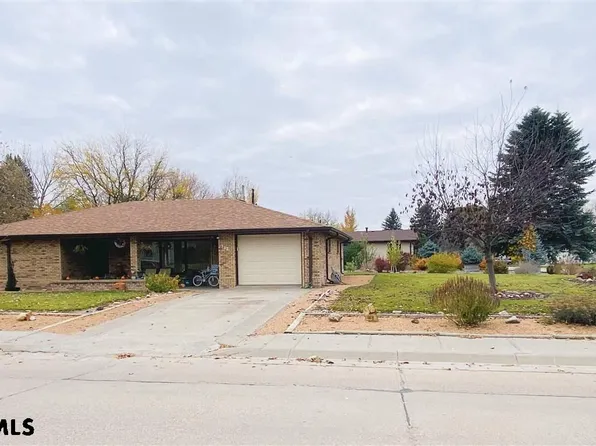 302 E Charles St, Morrill, NE 69358