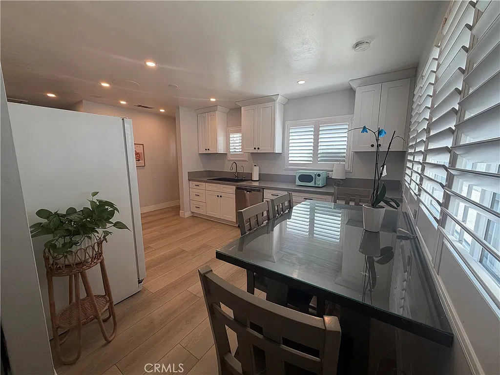 2 bed, 816 sqft, $2,900 — Photo 4