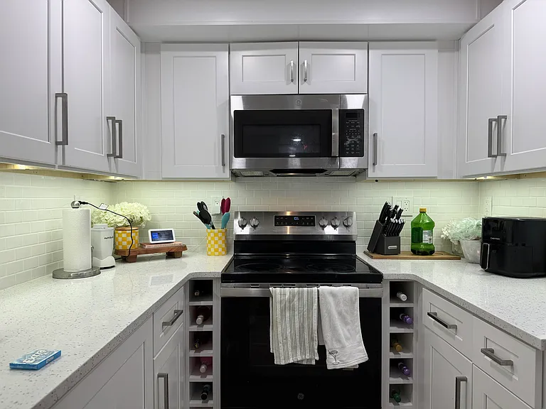 1302 Piedmont Ave NE #3 — Photo 3