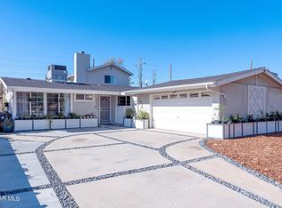 10983 Mascarell Ave, Mission Hills, CA 91345