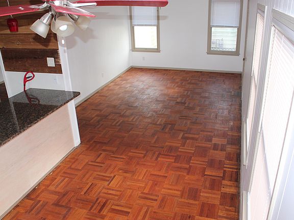 2nd image of 4202 Estate Dr