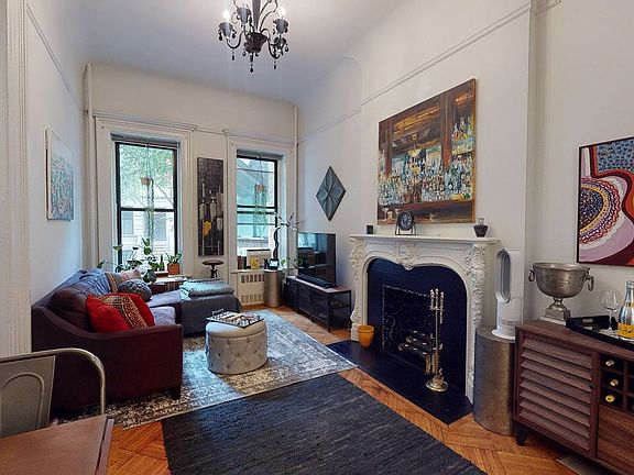 3rd image of 344 W 87th St APT 2F