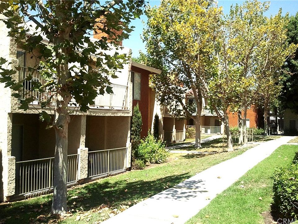 1st image of 1025 N Tippecanoe Ave Unit 131