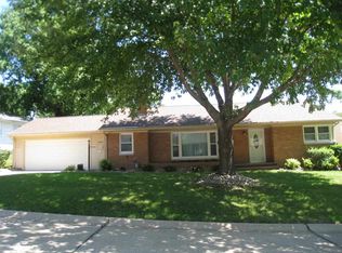 3404 15th St #A, Moline, IL 61265