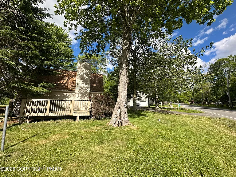838 Country Place Dr — Photo 3