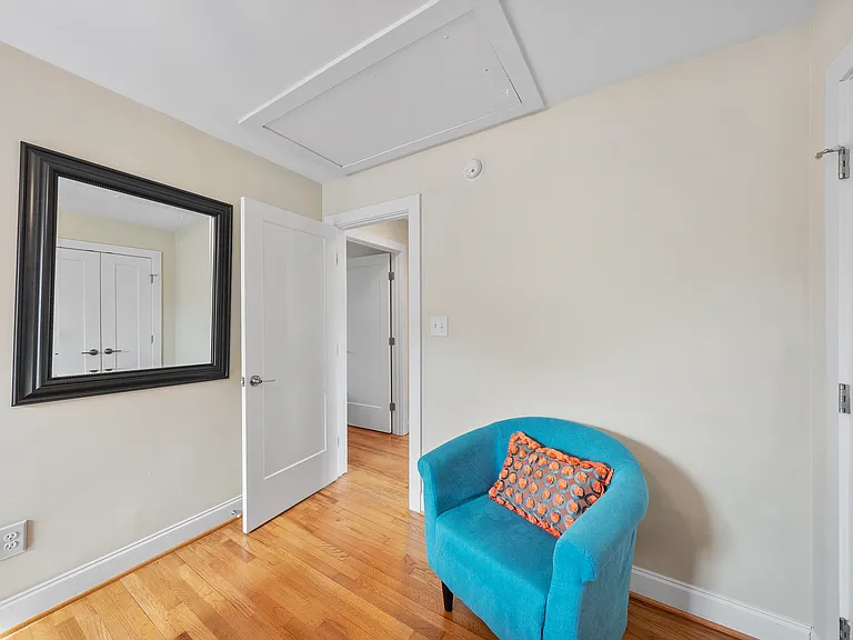 104 S Pettigrew St — Photo 20