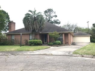 4903 Saint Andrews Dr, Baytown, TX 77521