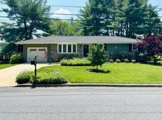 3408 Division St, Easton, PA 18045
