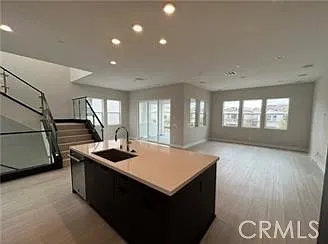 110 Pino Ln — Photo 8