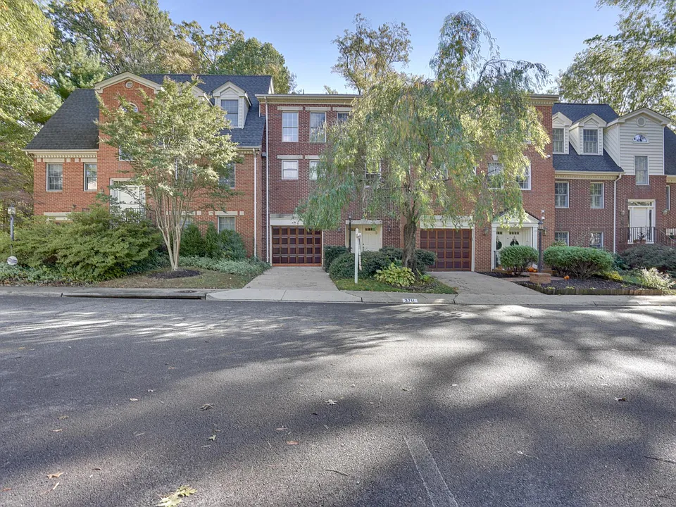 3711 Jenny Lynne Ln