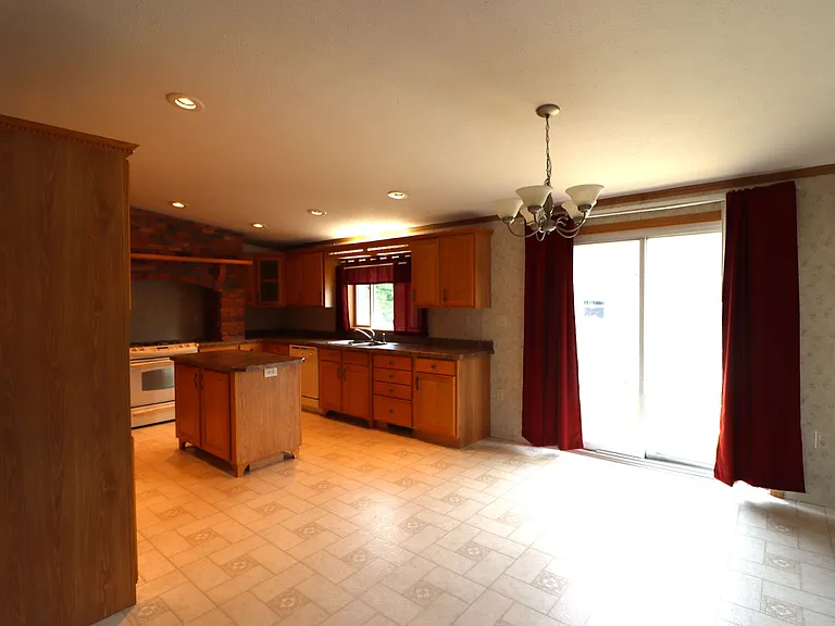 14 Meadowview Dr — Photo 12